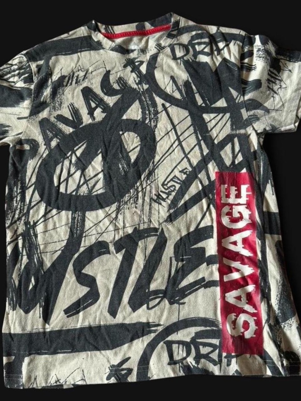 Savage style black and grey t-shirt Size S